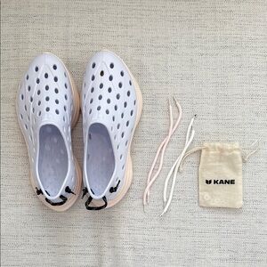 NEW Kane revive recovery shoes (unisex)
